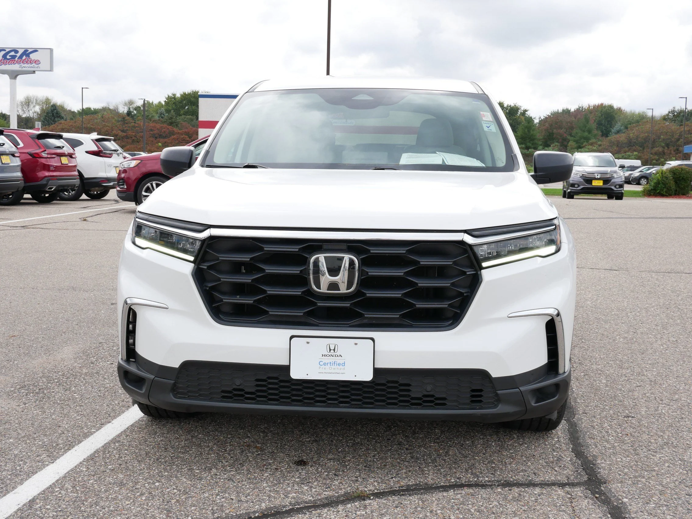 Certified Used 2023 Platinum White Pearl Honda LX image 2