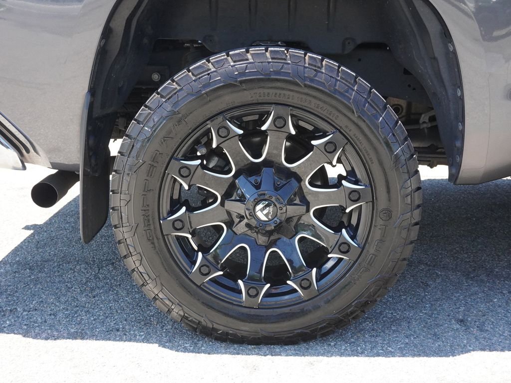 Used 2020 Gray Toyota SR5 image 17