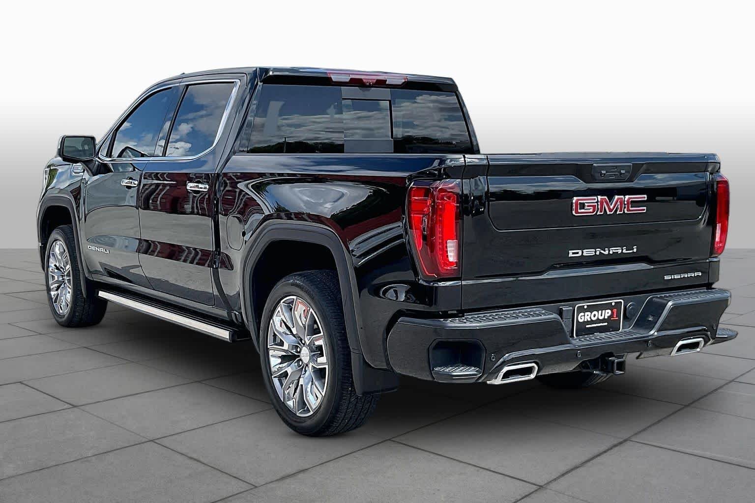 Used 2026 Onyx Black GMC Denali image 12