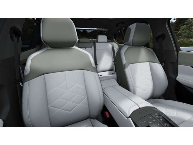New 2027 Oxide Grey Metallic BMW 540i xDrive image 11