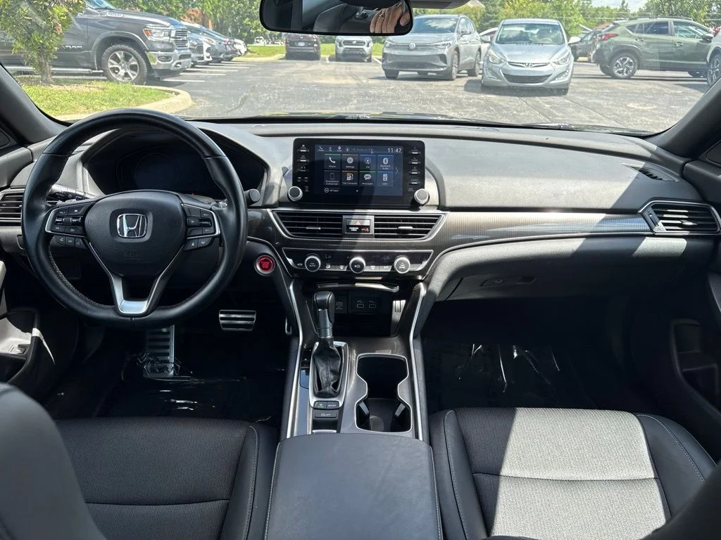 Used 2022 Black Honda Sport image 13