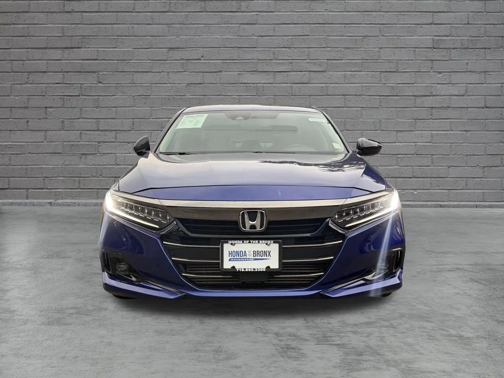 Certified Used 2021 Still Night Pearl Honda Sport Special Edition image 4