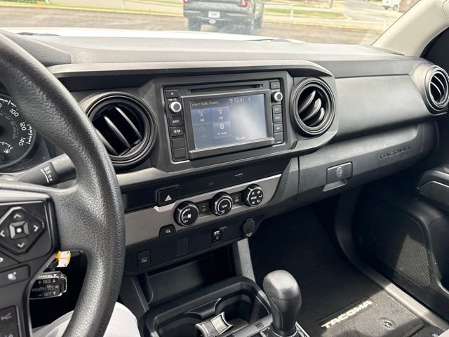 Used 2019 White Toyota SR image 10