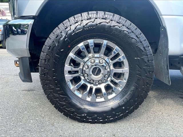 Used 2022 Silver Ford XLT image 9