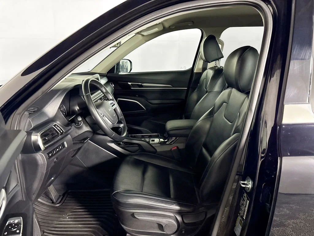 Certified Used 2022 Black Kia LX image 11