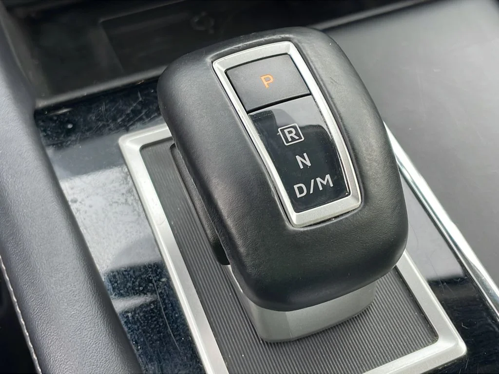 Used 2024 Blue Mitsubishi SE image 29