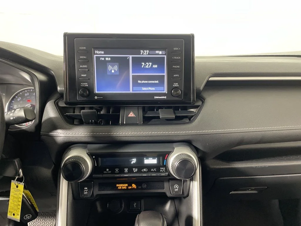 Used 2022 Gray Toyota LE image 15
