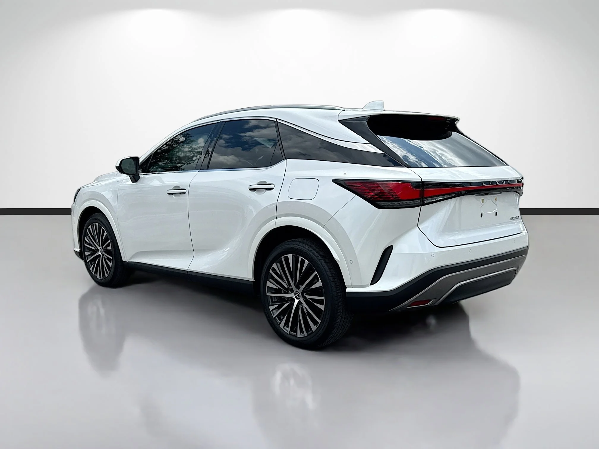 Used 2024 Eminent White Pearl Lexus RX 350 Premium Plus image 5