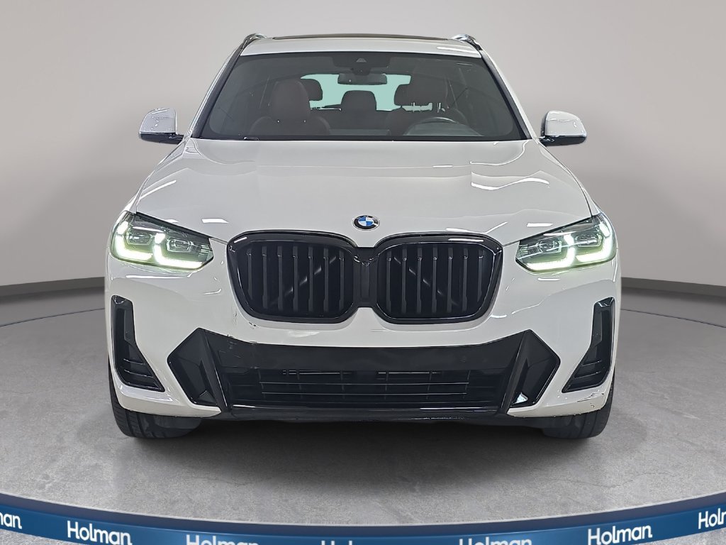 Used 2024 Alpine White BMW sDrive30i image 3