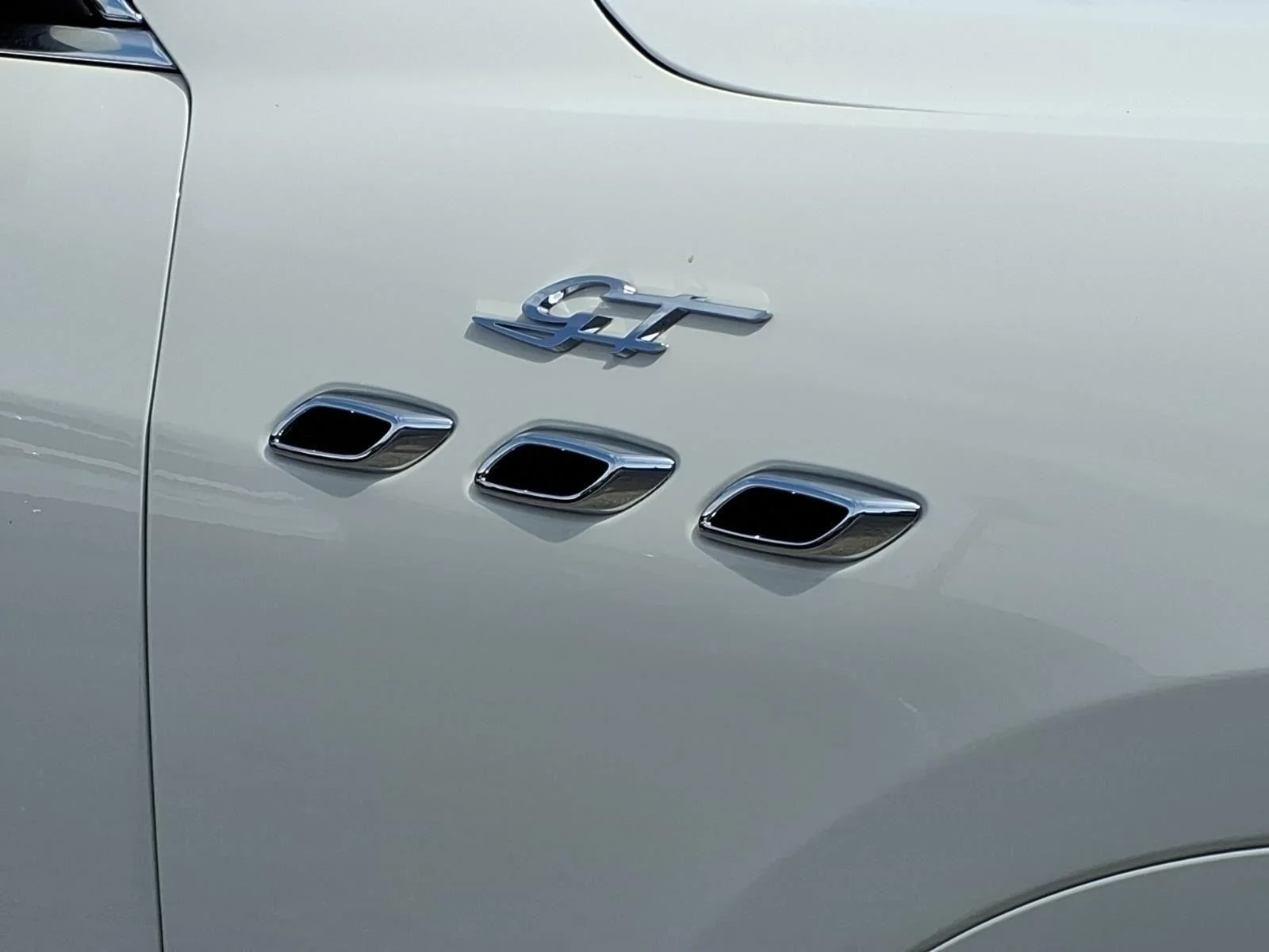 Used 2022 Bianco Maserati GT image 5