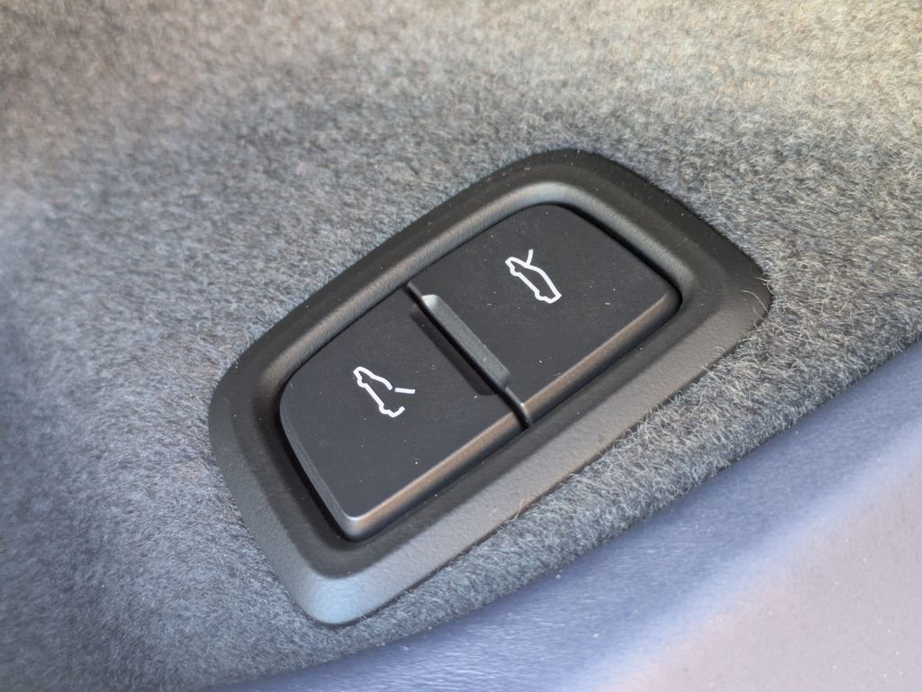Used 2023 Blue Chevrolet Stingray image 13