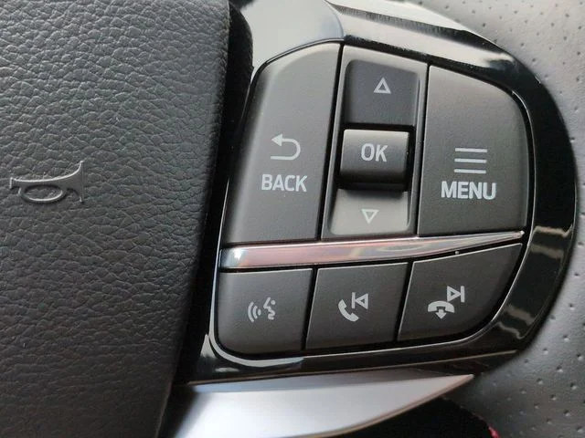 New 2026 Oxford White Ford Lariat® image 29