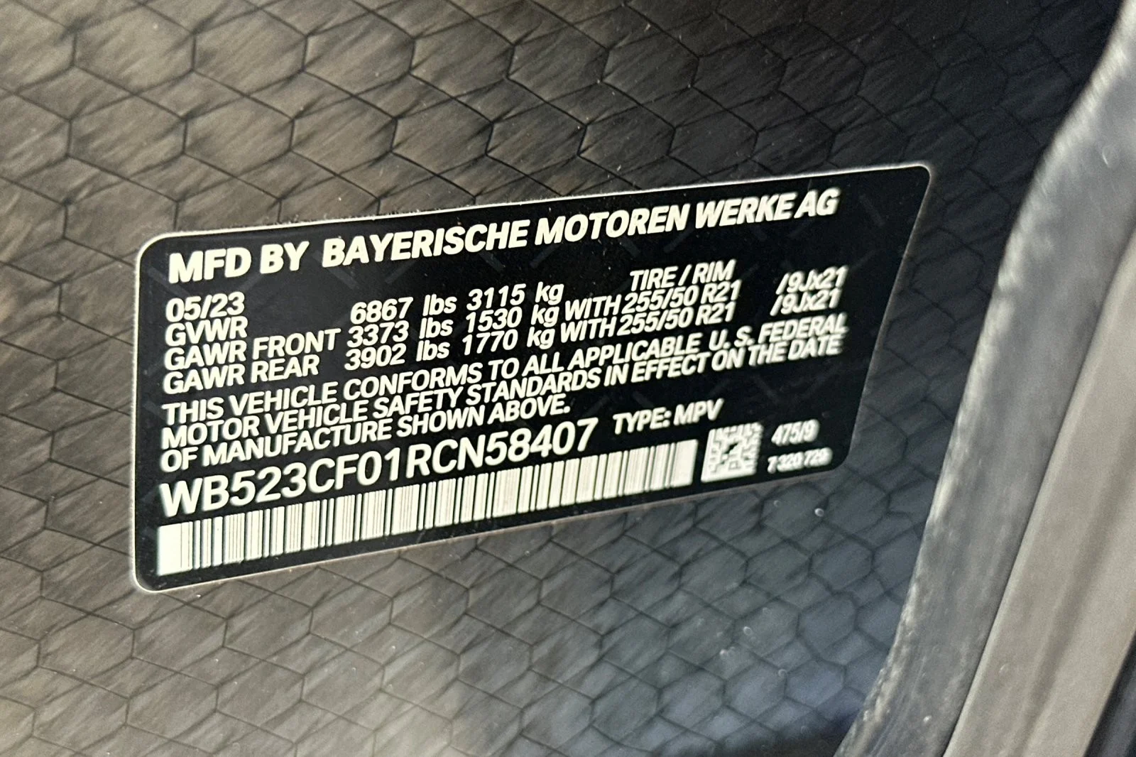 Certified Used 2024 Black Sapphire Metallic BMW xDrive50 image 28