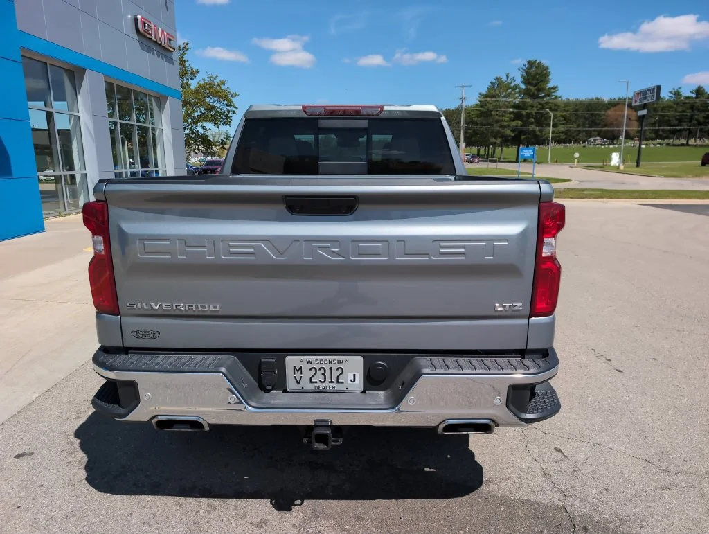 2025 Chevrolet Silverado 1500 LTZ - Photo 7