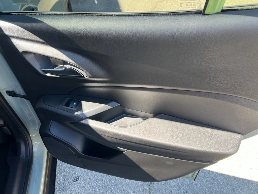 New 2026 Cacti Green Chevrolet ACTIV image 22