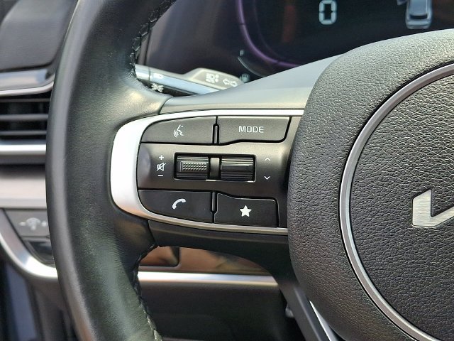 Used 2023 Silver Kia EX image 22