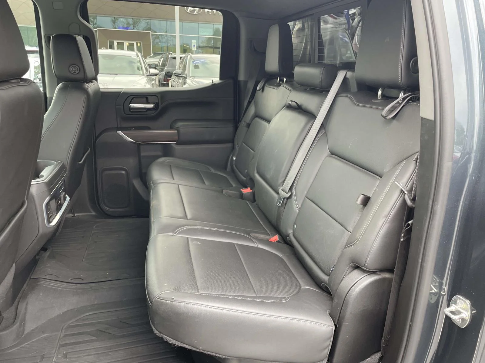 Used 2020 Dark Sky Metallic GMC SLT image 3