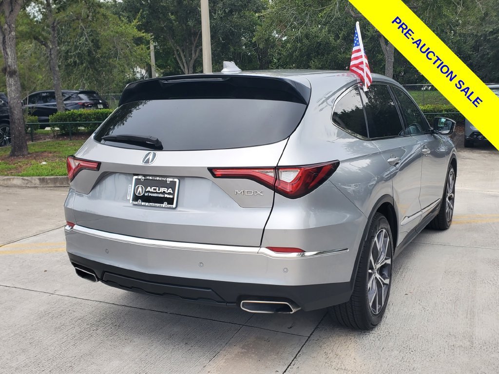 Used 2024 Silver Acura Technology image 7