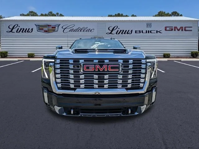 2026 GMC Sierra 3500HD Denali - Photo 9
