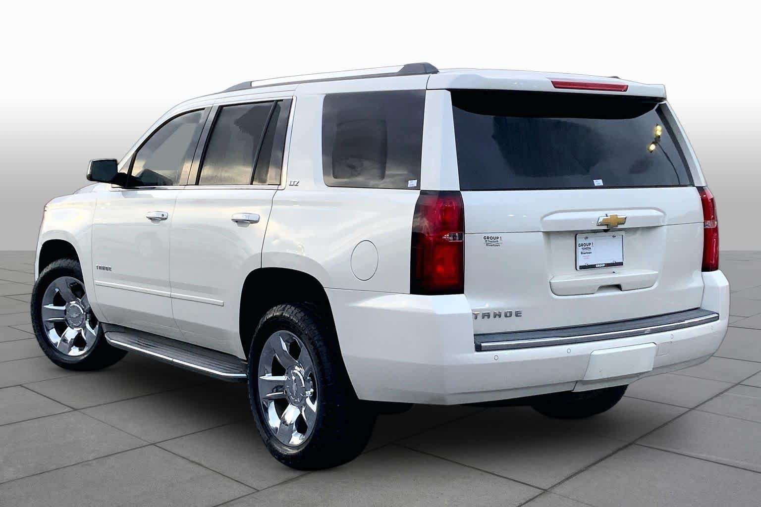 Used 2015 White Diamond Tricoat Chevrolet LTZ image 12