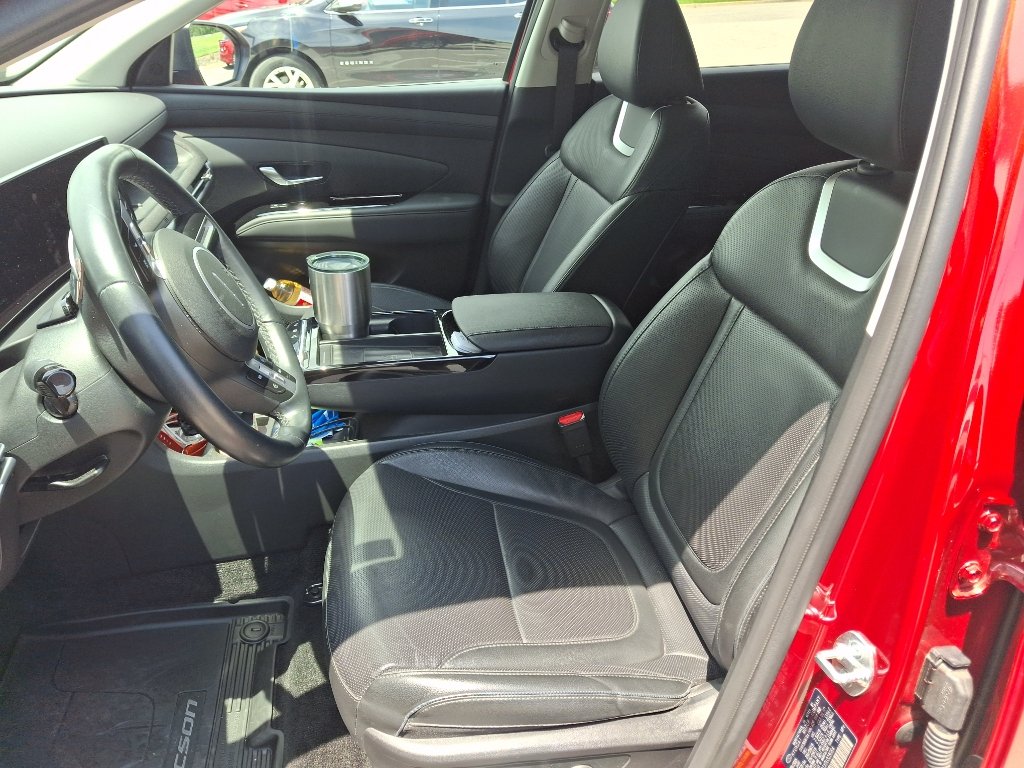 Used 2025 Ultimate Red Hyundai Limited image 8