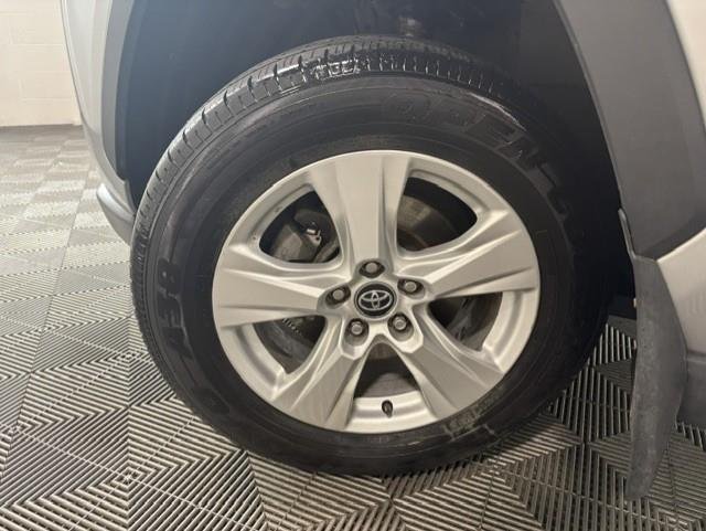Used 2021 Silver Sky Metallic Toyota XLE image 15