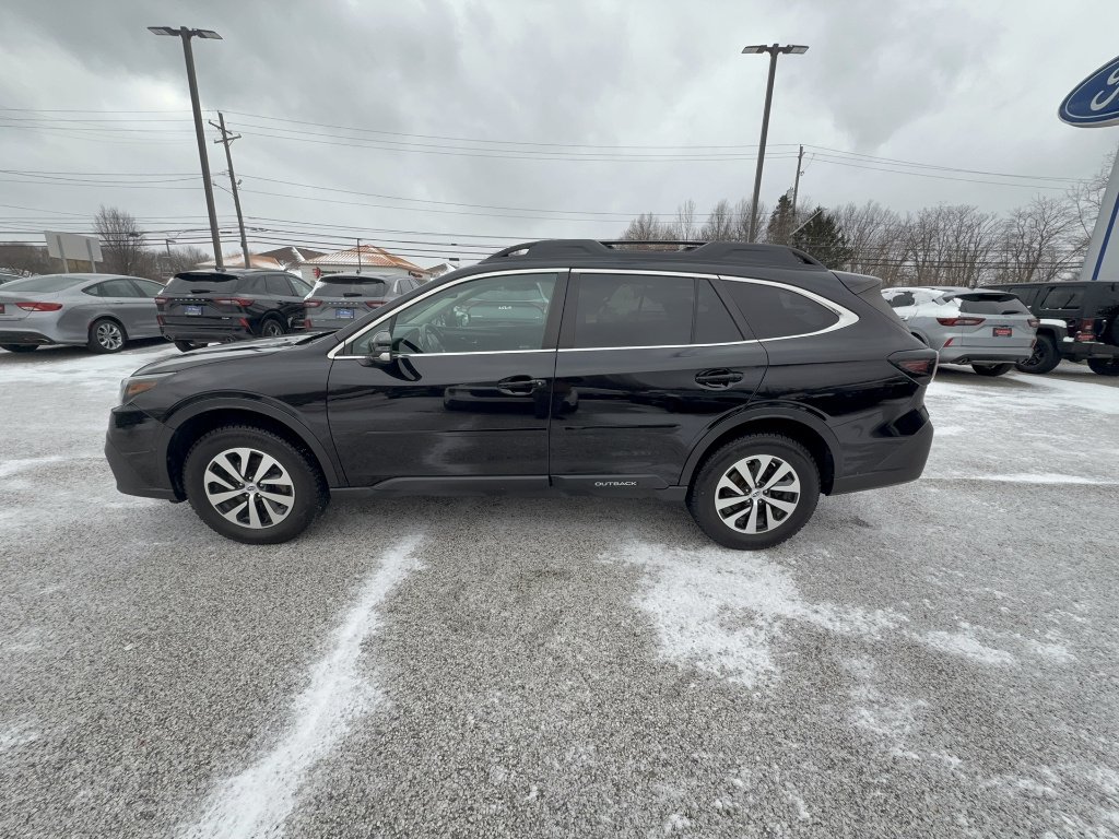 Used 2022 Subaru Outback Premium with VIN 4S4BTACC6N3133911 for sale in Madison, OH