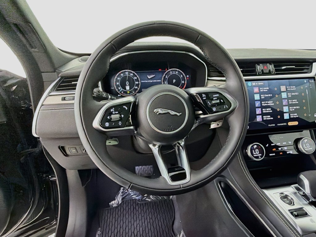New 2026 Santorini Black Jaguar P250 R-Dynamic S image 11