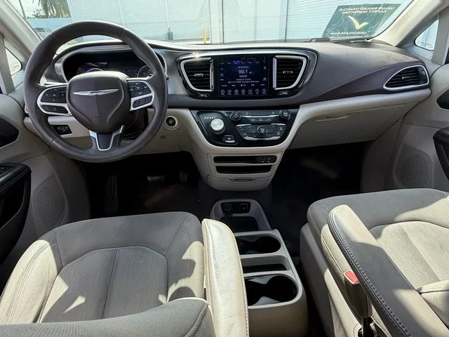 Used 2017 Gray Chrysler Touring image 13