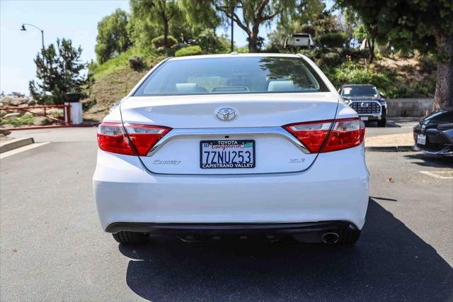 Certified Used 2017 BLIZZARD PEARL Toyota  image 6