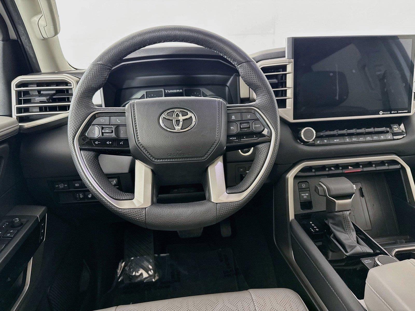 Used 2023 Wind Chill Pearl Toyota Limited image 32