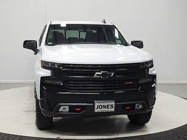 Used 2021 Summit White Chevrolet LT Trail Boss image 2