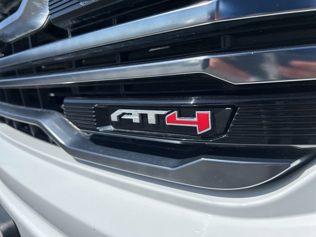 Used 2025 Summit White GMC AT4 image 19