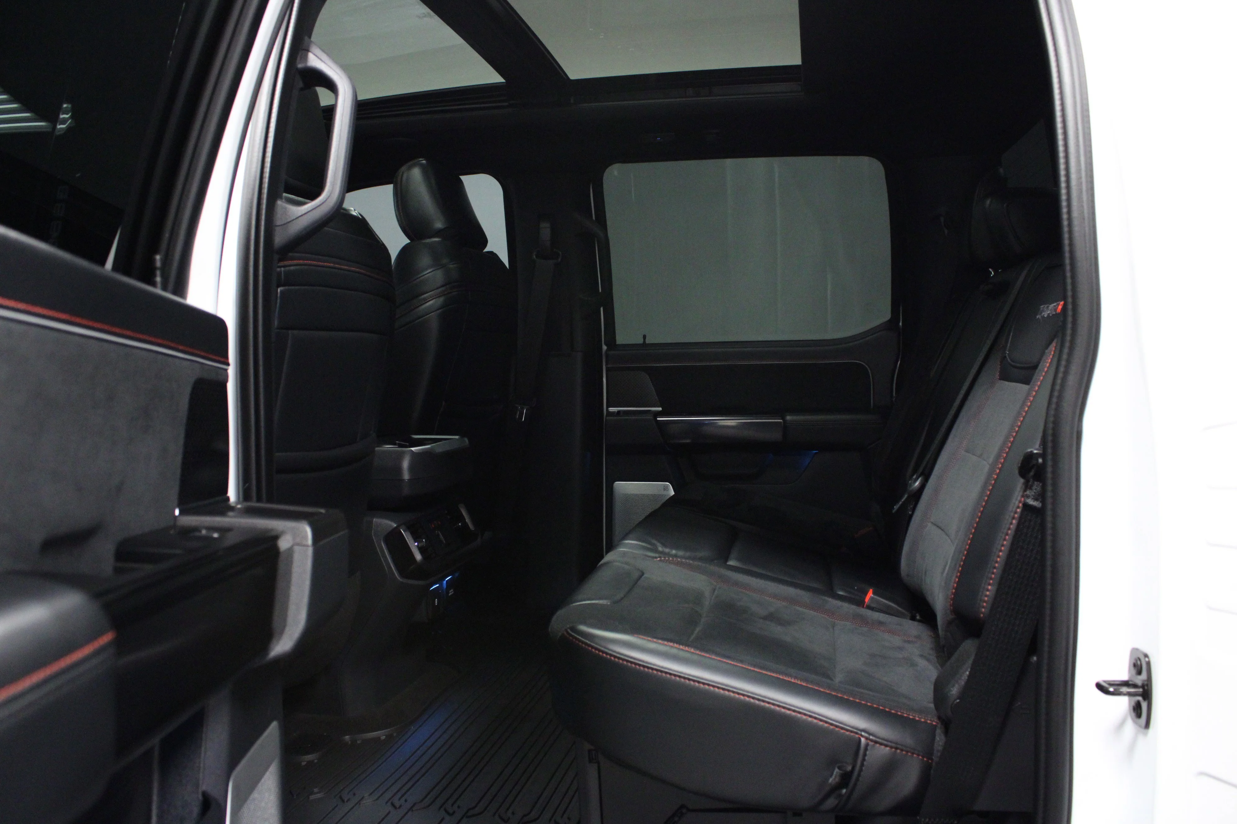 Used 2024 Oxford White Ford Raptor image 13