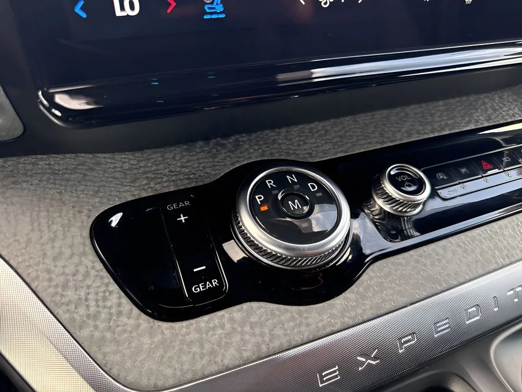 Used 2025 Gray Ford Tremor image 18