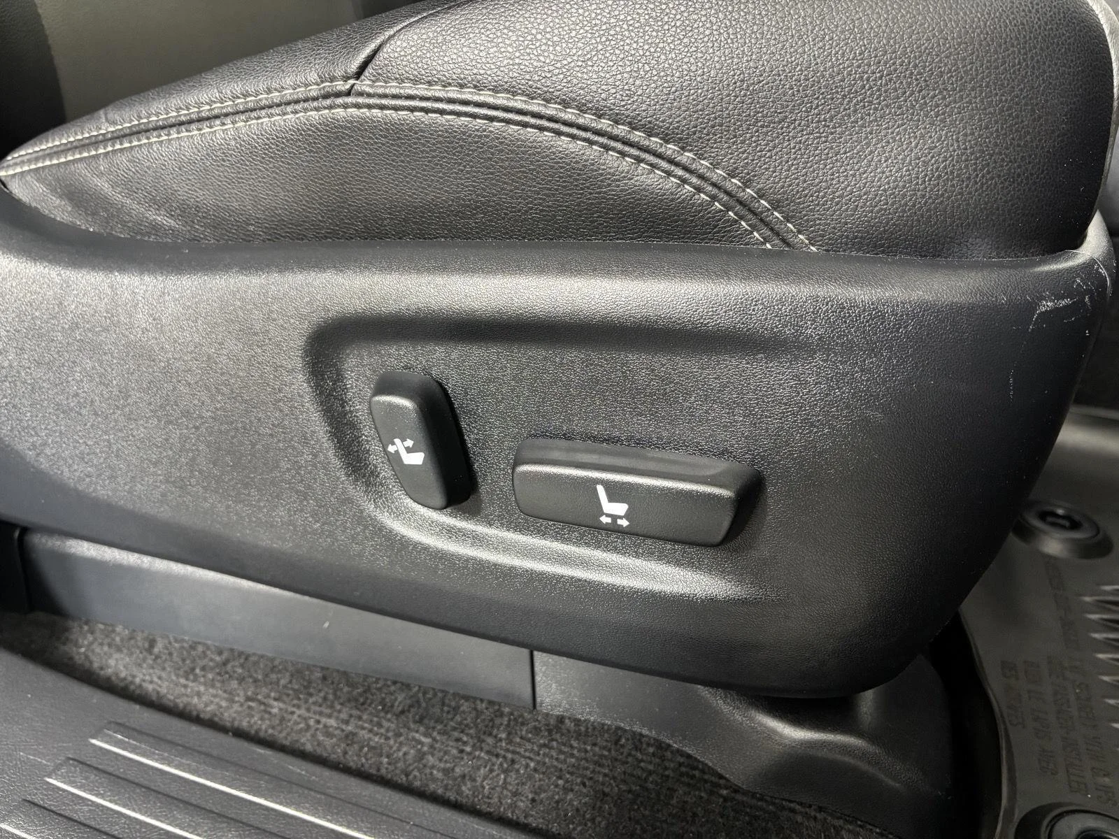 Used 2023 Magnetic Gray Metallic Toyota SR5 Premium image 22