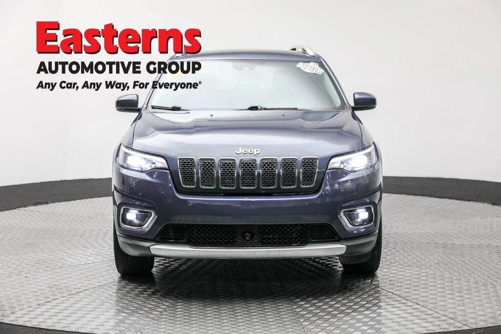 Used 2021 Blue Jeep Limited image 2