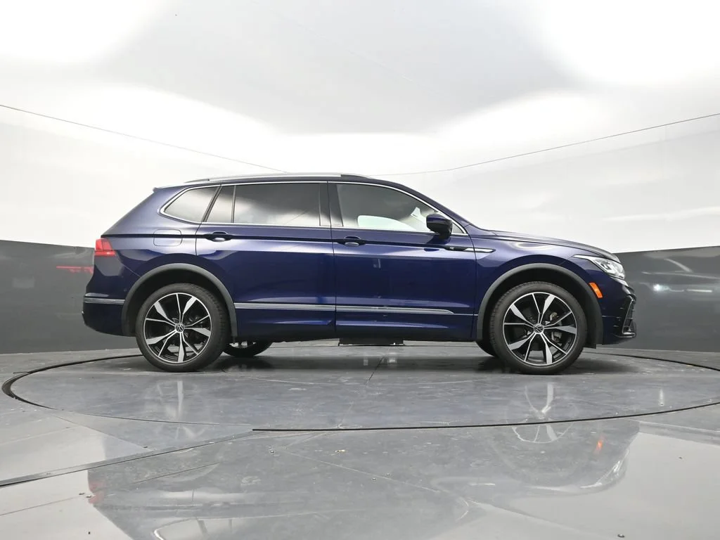 Used 2023 Blue Volkswagen 2.0T SEL R-Line image 31