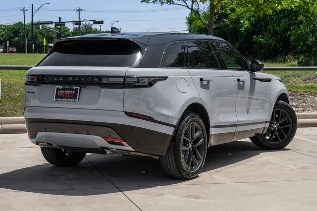 Certified Used 2025 Gray Land Rover Dynamic SE image 9