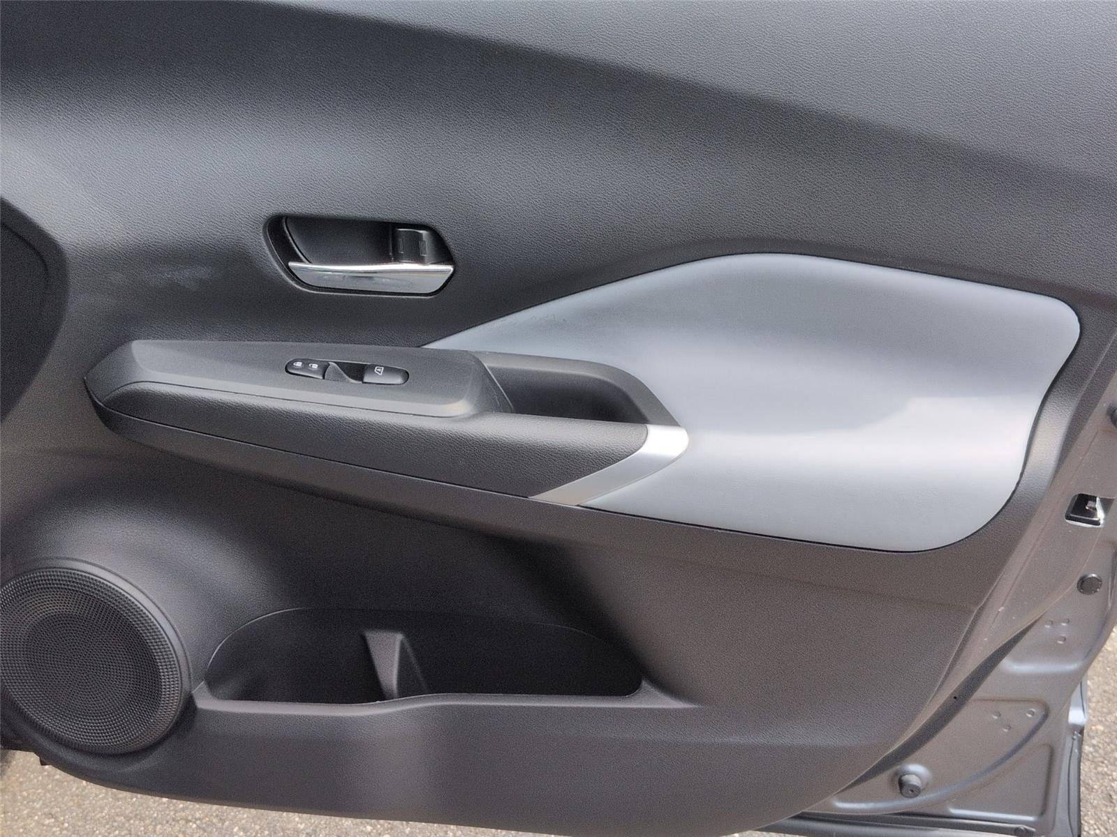 Certified Used 2024 Gun Metallic Nissan SR image 36