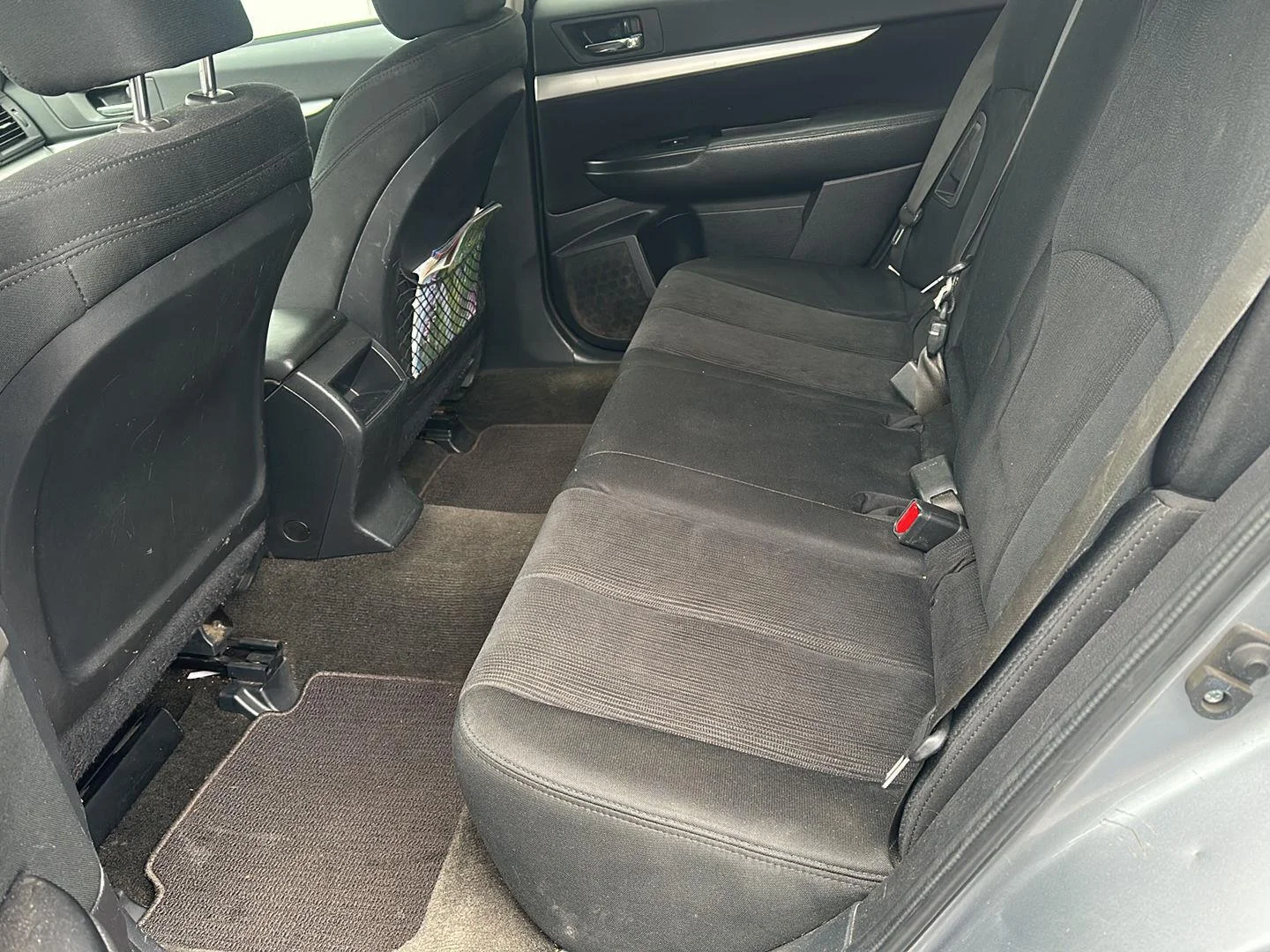Used 2013 Ice Silver Metallic Subaru 2.5i Premium image 9
