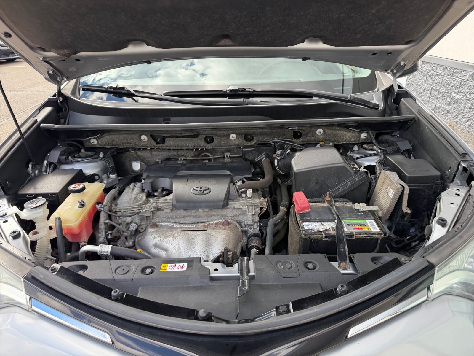 Used 2018 Silver Sky Metallic Toyota LE image 6