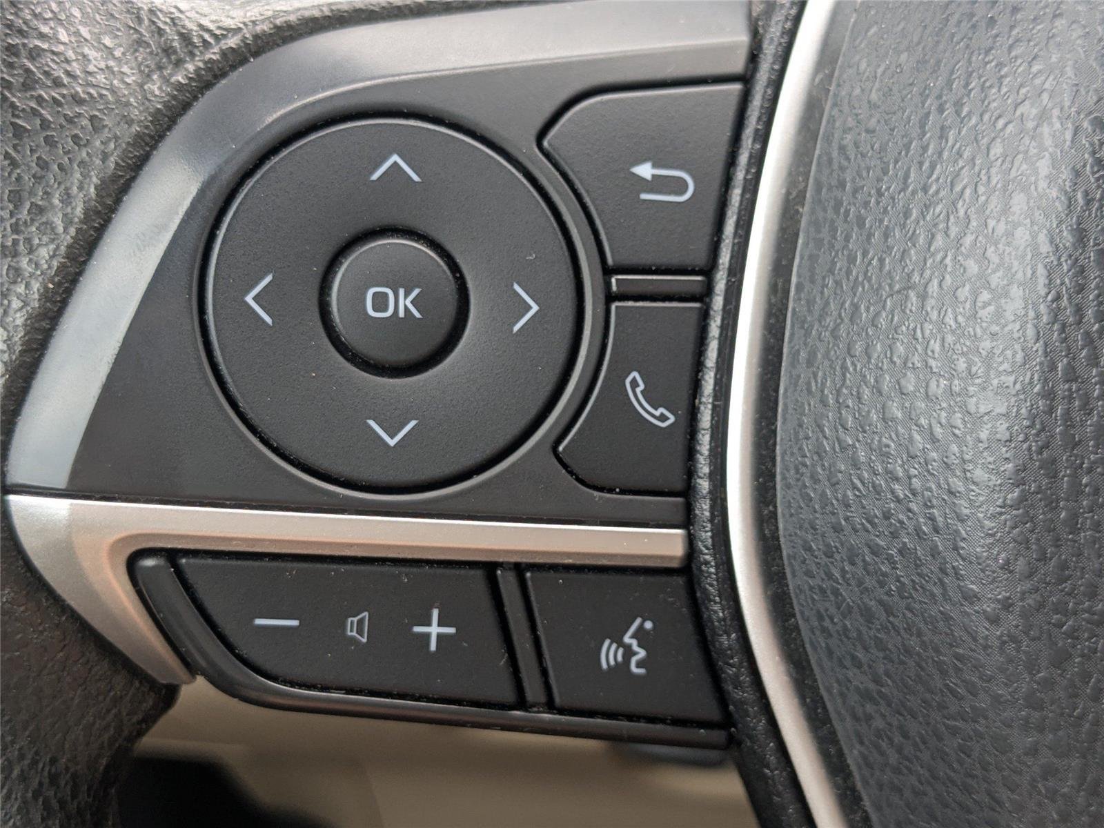 Certified Used 2024  TOYOTA  image 21