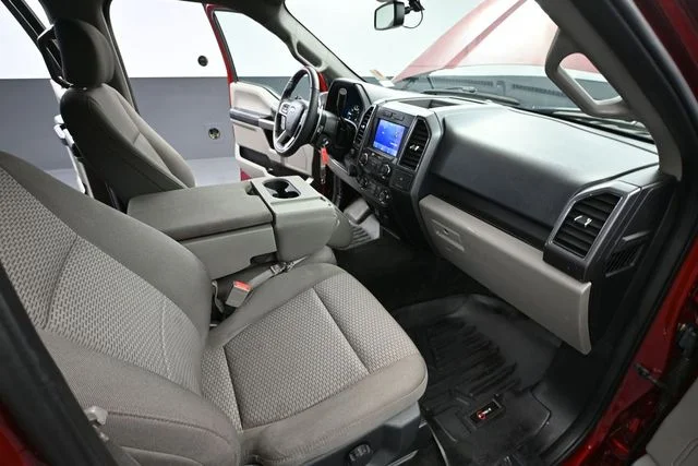 Used 2019 Red Ford XLT image 44