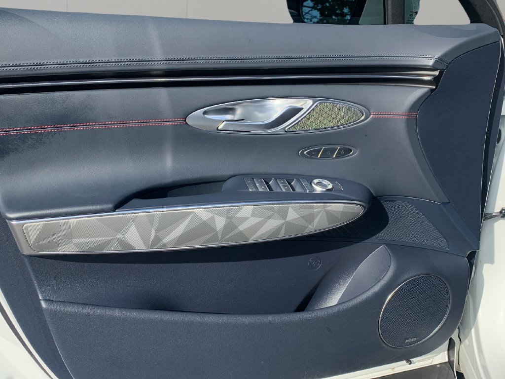 2024 GENESIS GV70 Sport - Photo 17