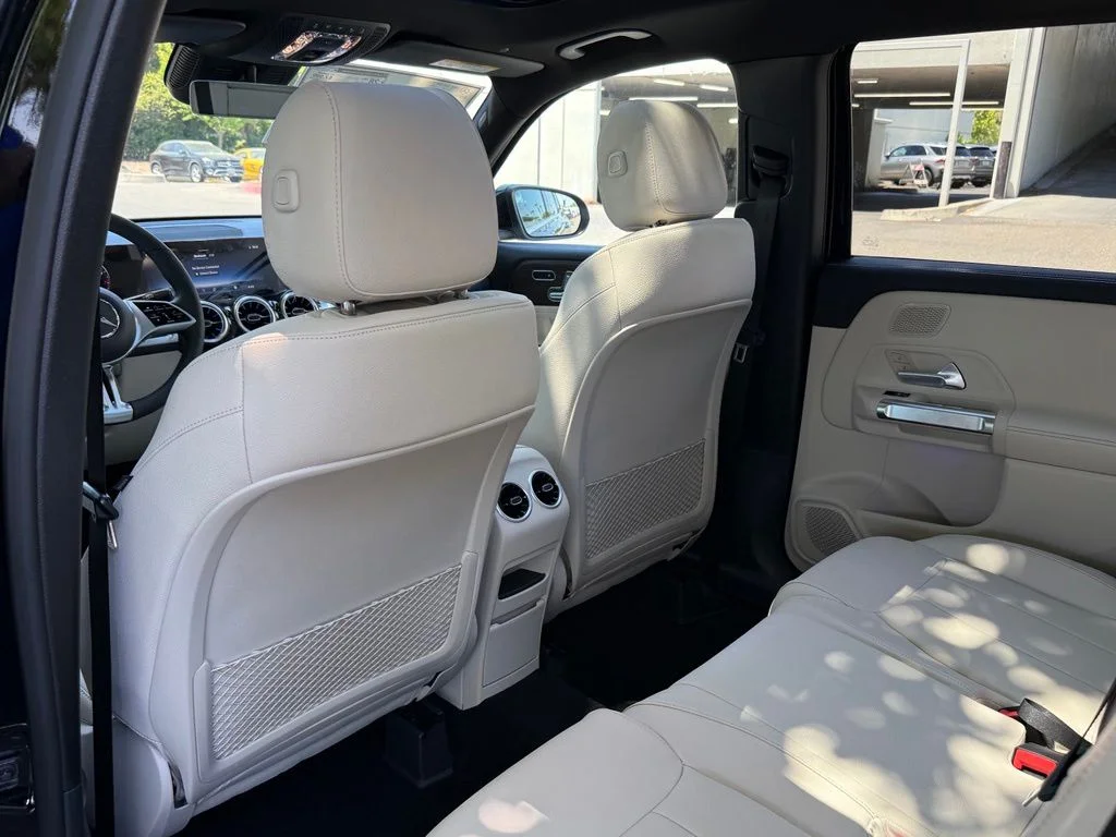New 2026 Black Mercedes-Benz GLB 250 image 23
