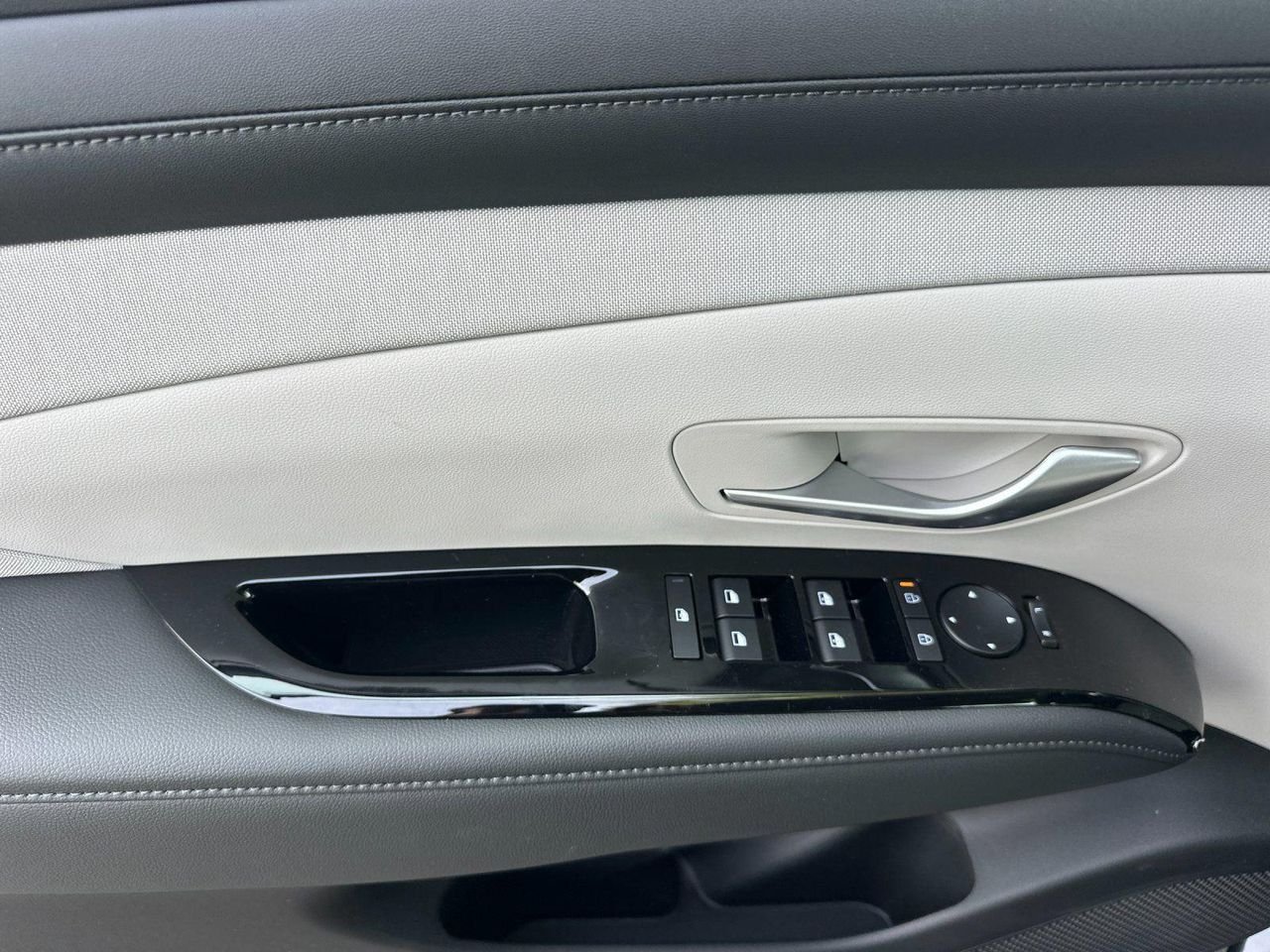 New 2026 Gray Hyundai Limited image 10