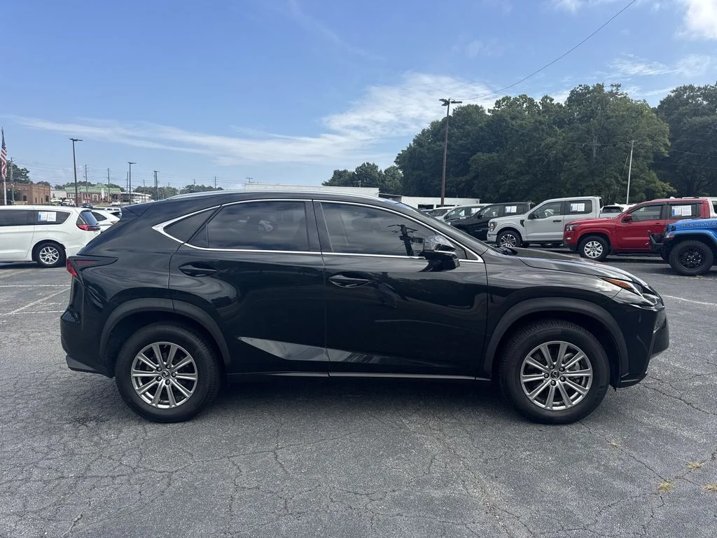 2021 Lexus NX 300 - Photo 8
