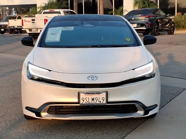 Used 2025 Off-white Toyota XSE image 2