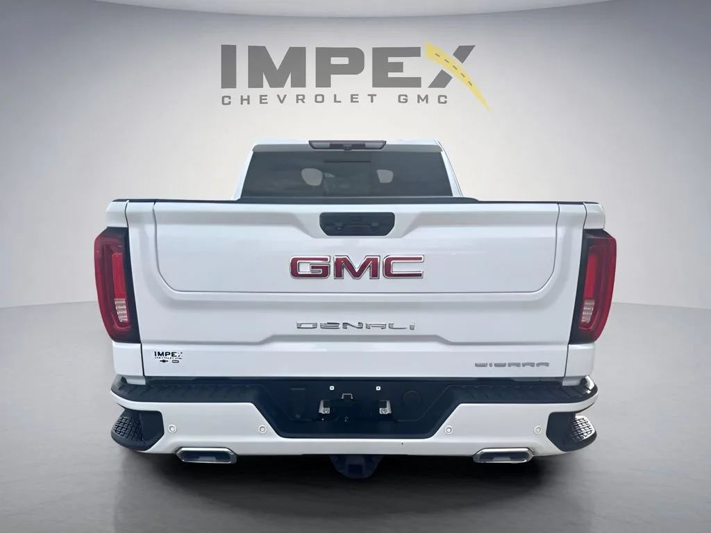 Used 2022 WHITE FROST TRICOAT GMC Denali image 4